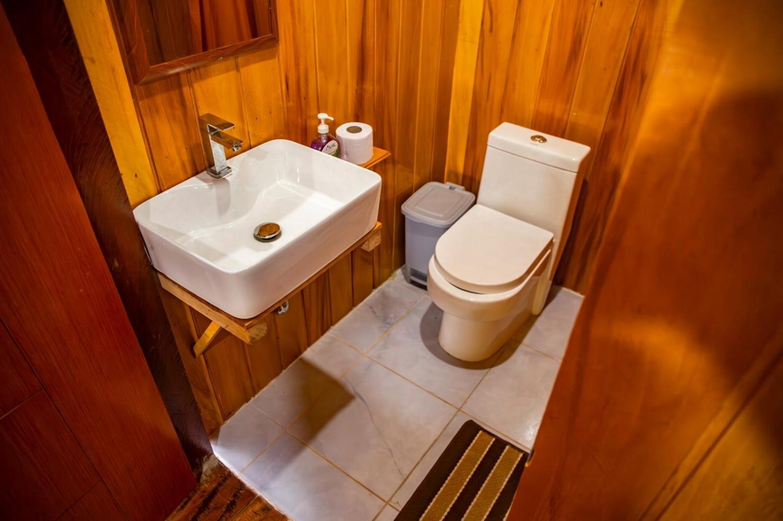Tronco Tambopata Adventure Hotel Puerto Maldonado Bagian luar foto