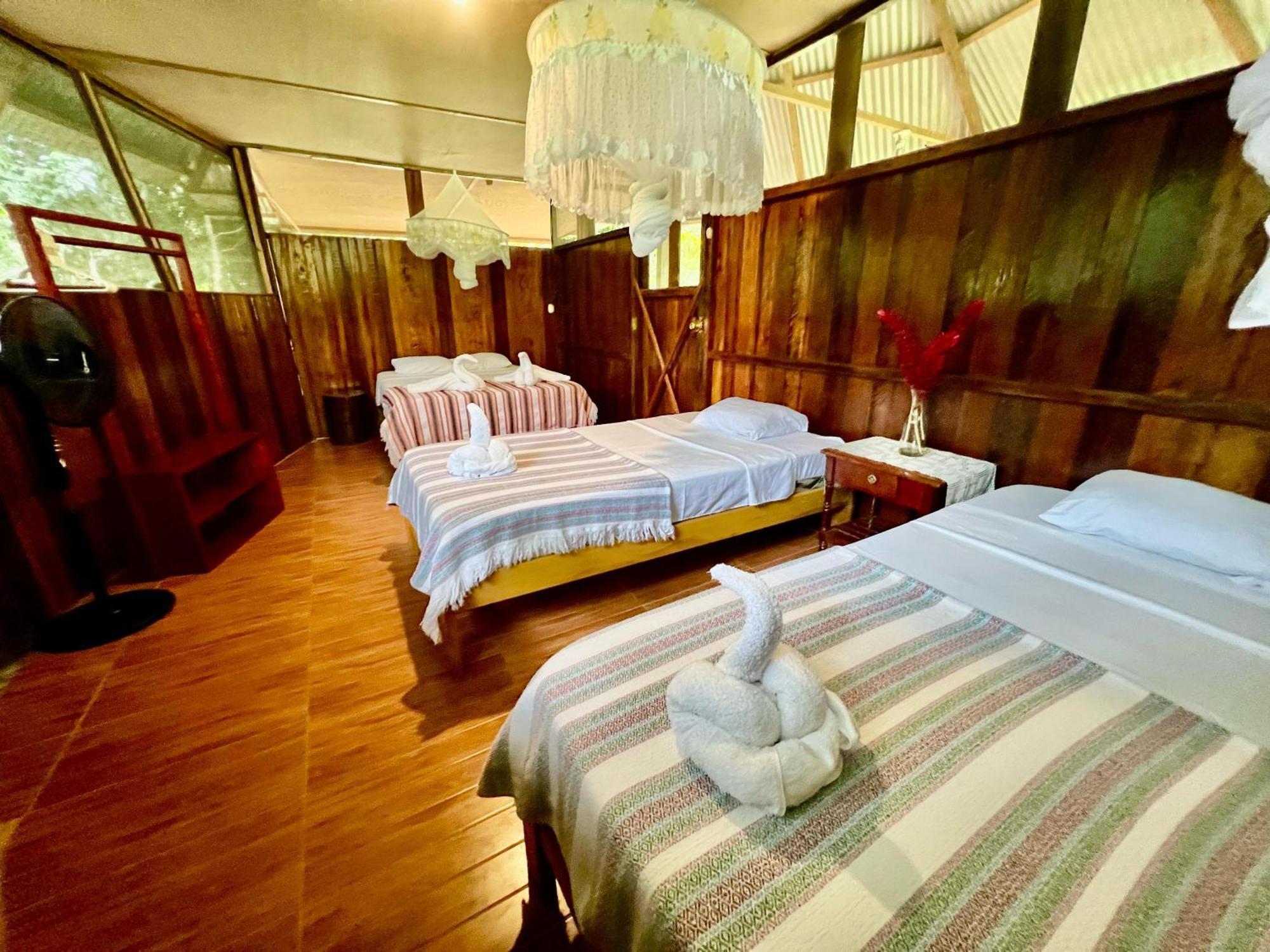 Tronco Tambopata Adventure Hotel Puerto Maldonado Bagian luar foto