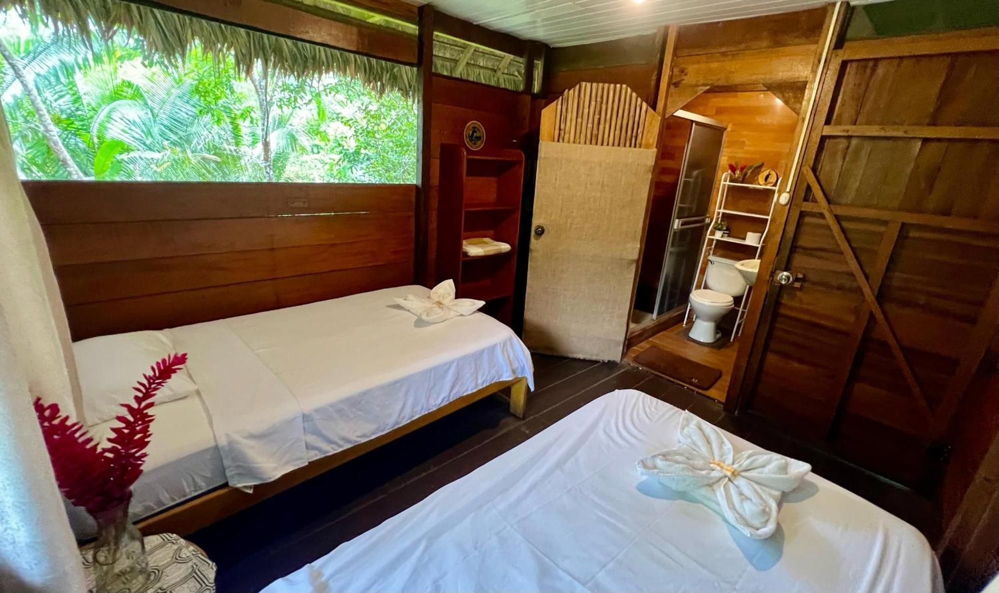 Tronco Tambopata Adventure Hotel Puerto Maldonado Bagian luar foto