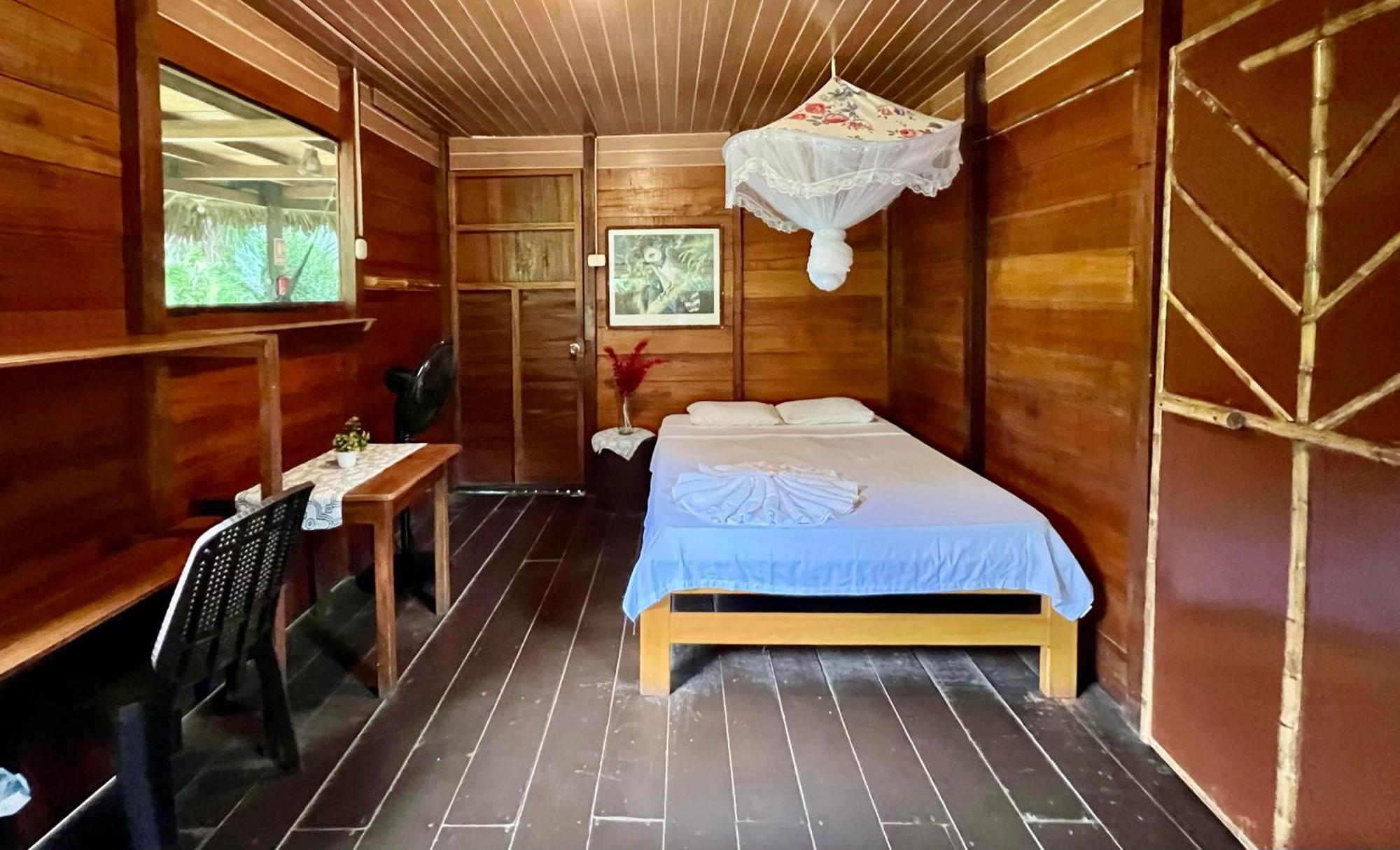 Tronco Tambopata Adventure Hotel Puerto Maldonado Bagian luar foto
